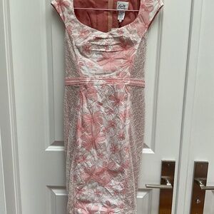 NWT Byron Lars Beguile Coral Lace Button Back Sheath Dress Size 2
